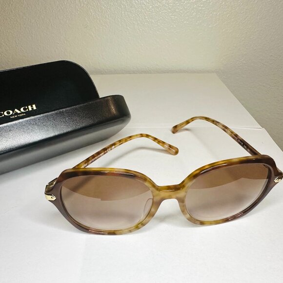 Coach Wrap Around Hangtag Oversized Geometric Round Sunglasses - Picture 4 of 5